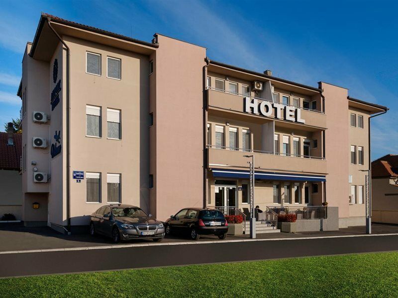 Airport Hotel Garni Belgrad Exteriör bild